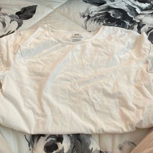 H and M white T-shirt